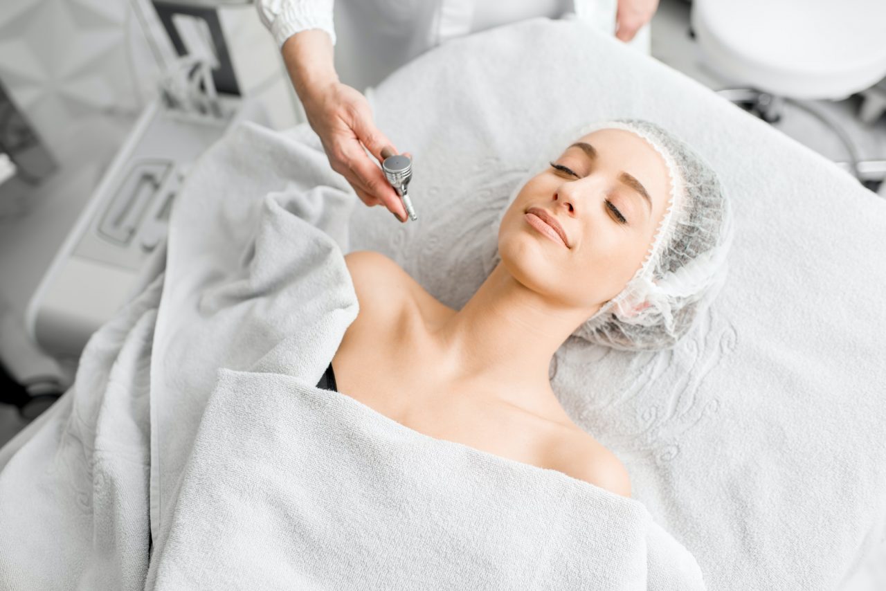 woman-during-the-hydration-skin-procedure.jpg